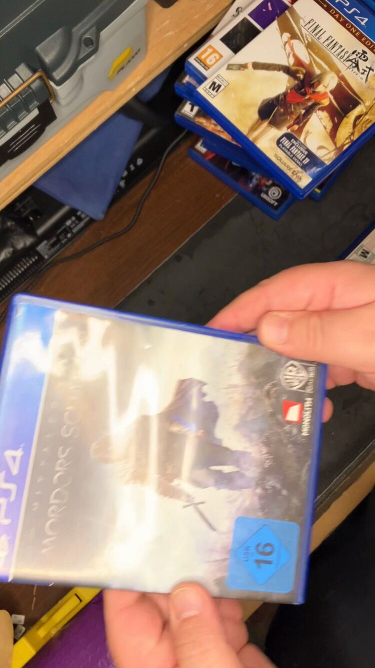 shadow of mordor ps4 box only